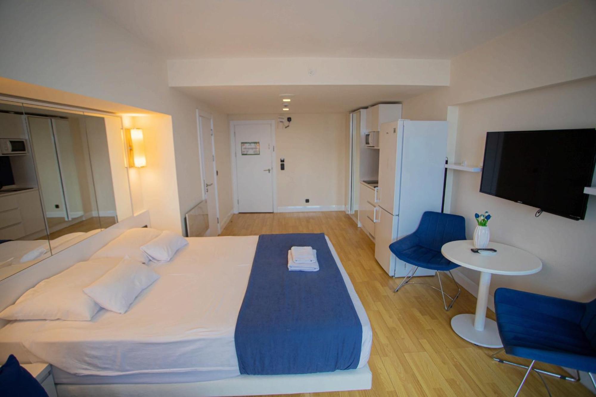 Orbi City D Block Batoumi Extérieur photo